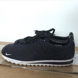 Black Nike Cortez!